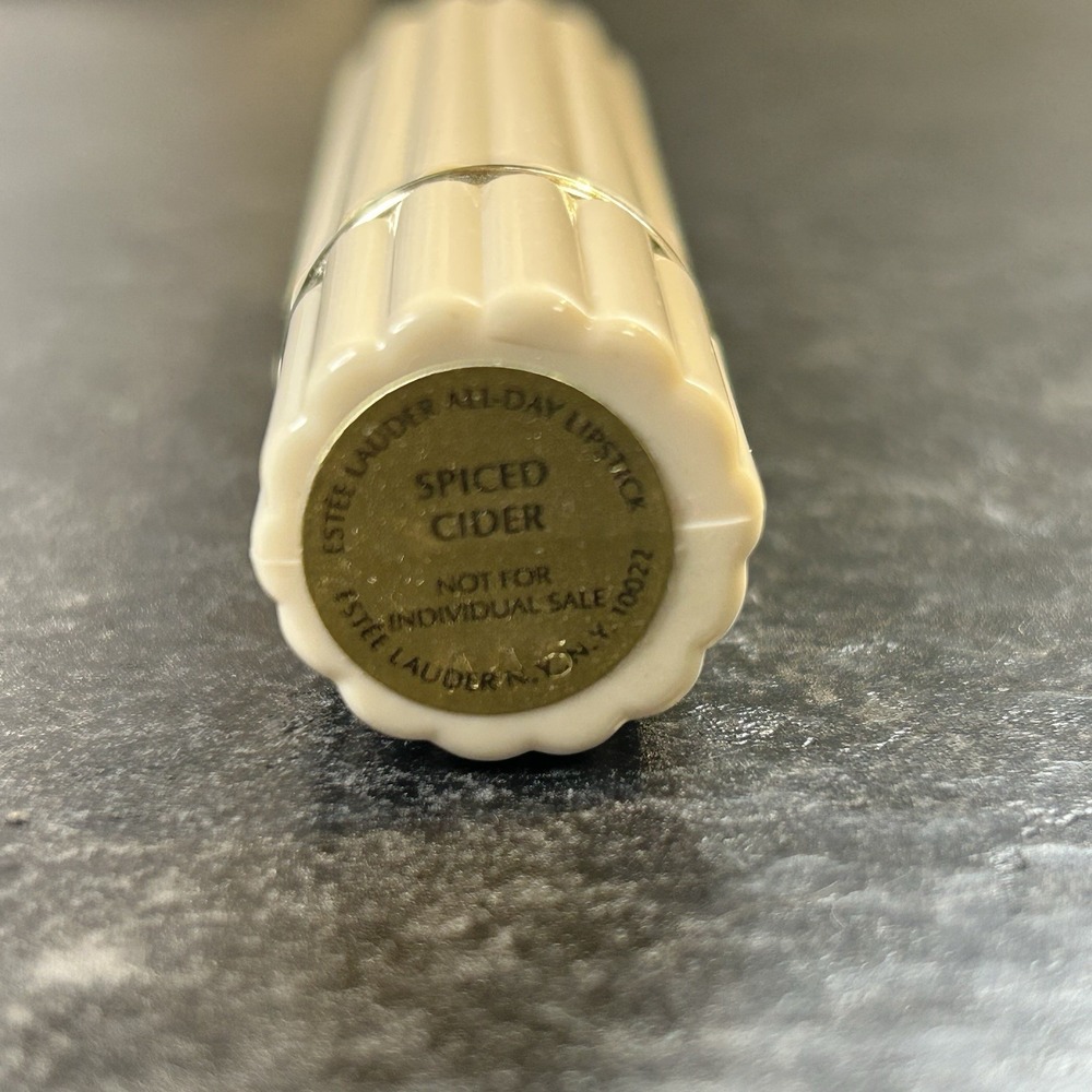 NEW Estee Lauder SPICED CIDER All Day Lipstick Ribbed White Tube Vintage Full Sz - Picture 4 of 4